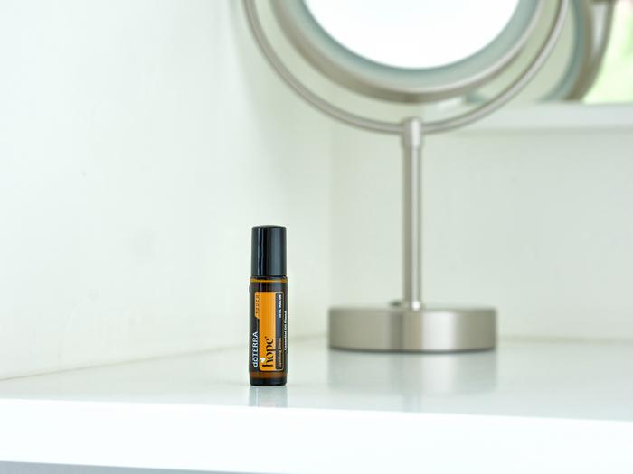 Aceite esencial dōTERRA hope tópico