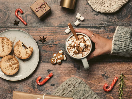 Receta navideña para preparar chocolate caliente con aceites esenciales