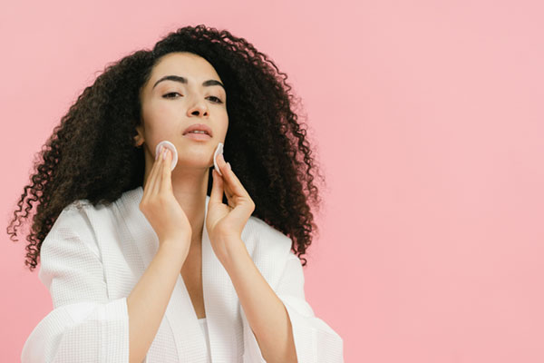 Removedor de maquillaje de ojos con aceites esenciales