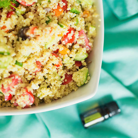 Ensalada de quinoa con aceites esenciales