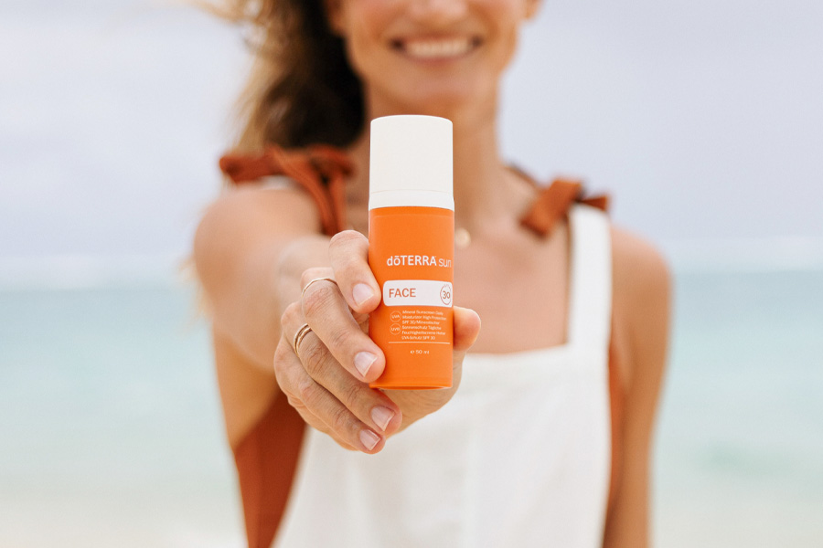 Sun-Sunscreen-Moisturiser-900x600-1- Aceite esencial Stonger de doterra para niños en Ecuador, Colombia, México, USA